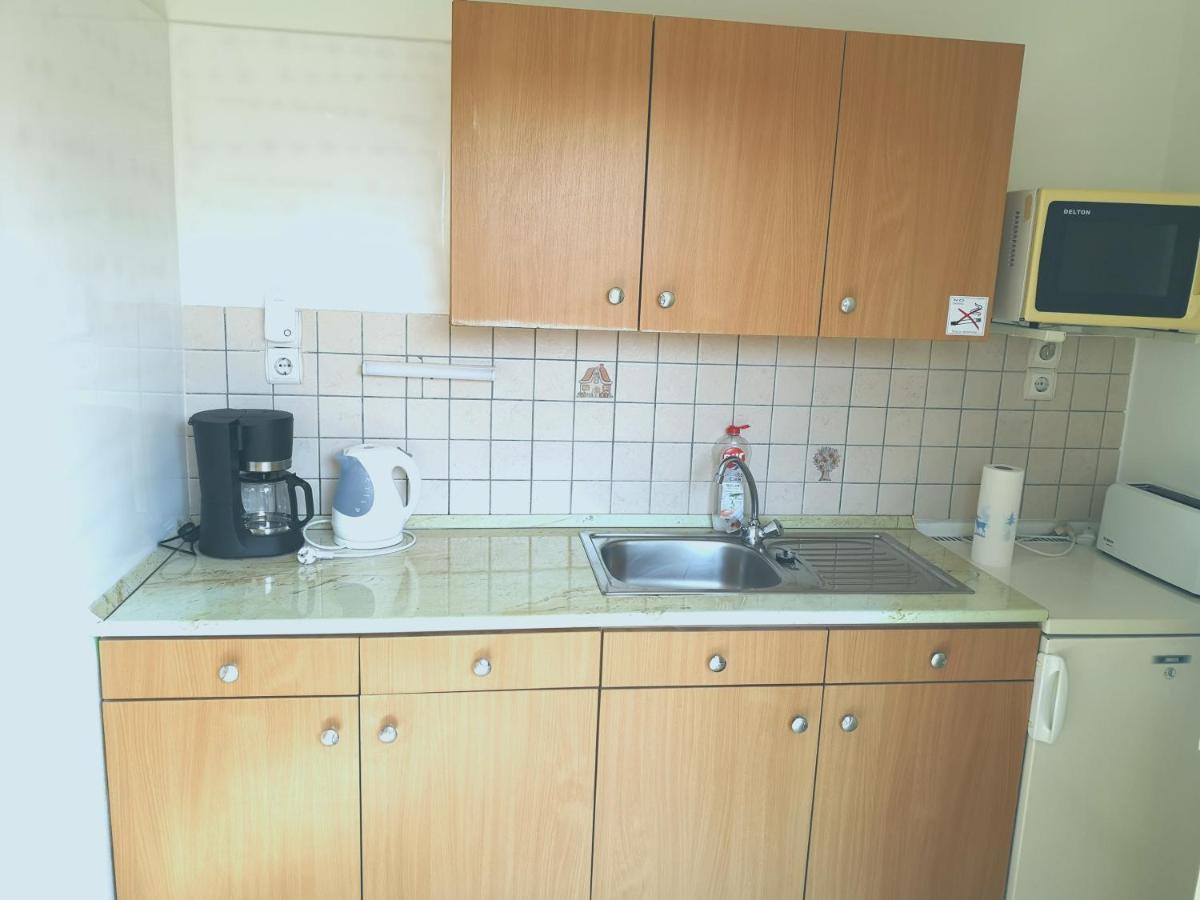 Apartman Kaszas Garden โมชนมายารูวาร์ ภายนอก รูปภาพ