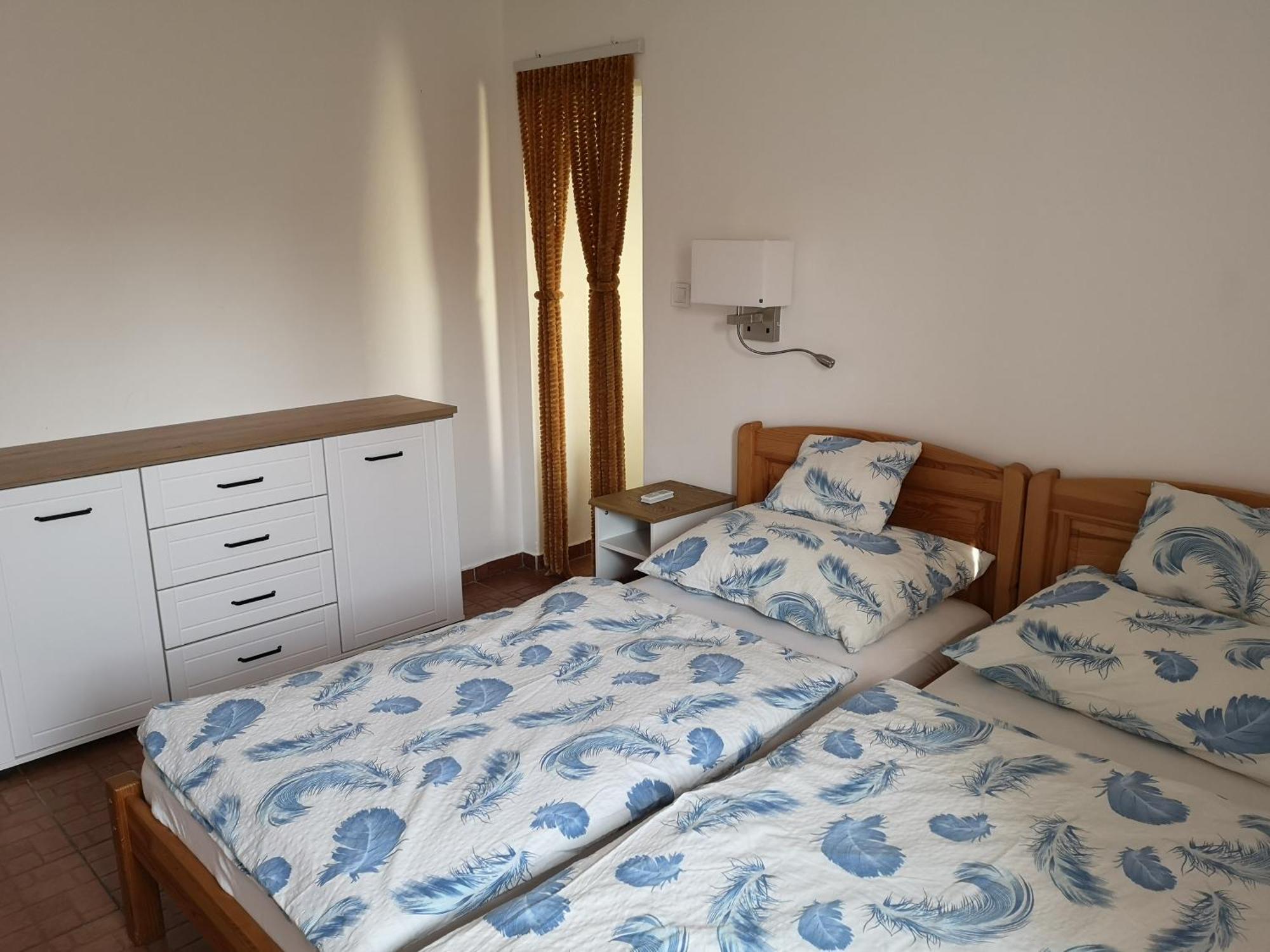 Apartman Kaszas Garden โมชนมายารูวาร์ ภายนอก รูปภาพ