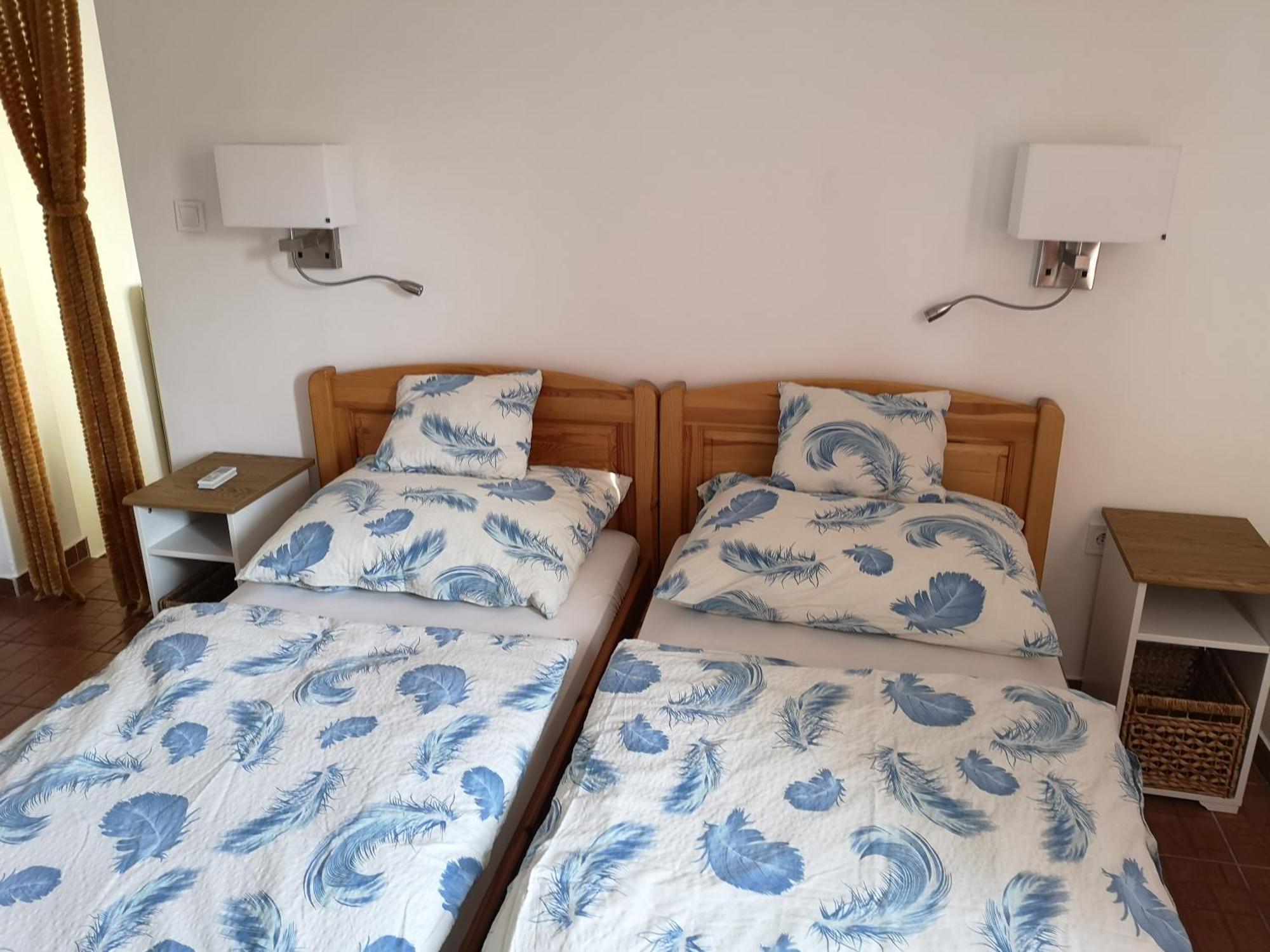 Apartman Kaszas Garden โมชนมายารูวาร์ ภายนอก รูปภาพ