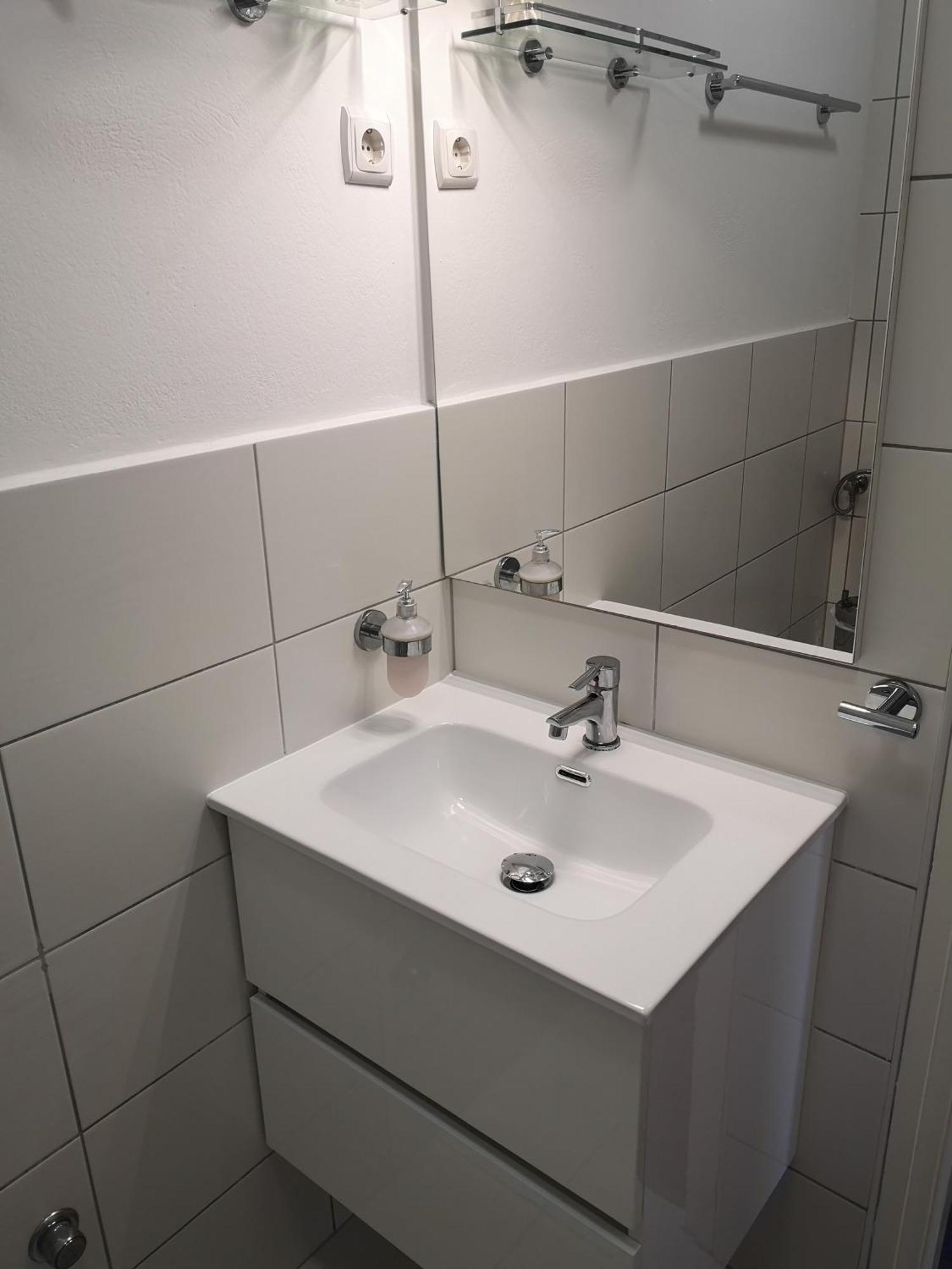 Apartman Kaszas Garden โมชนมายารูวาร์ ภายนอก รูปภาพ